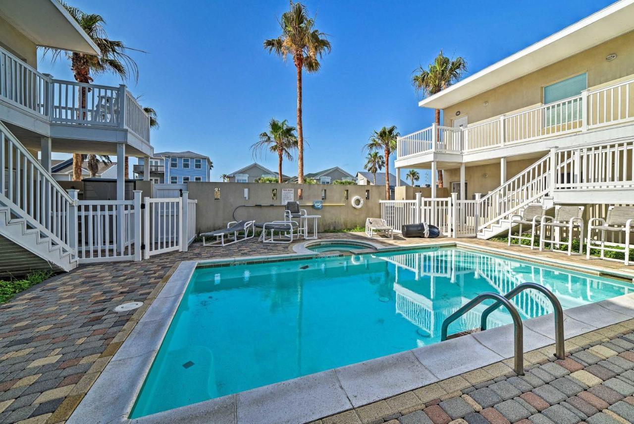 Modern Island Condo With Pool Steps To The Beach! South Padre Island Eksteriør billede